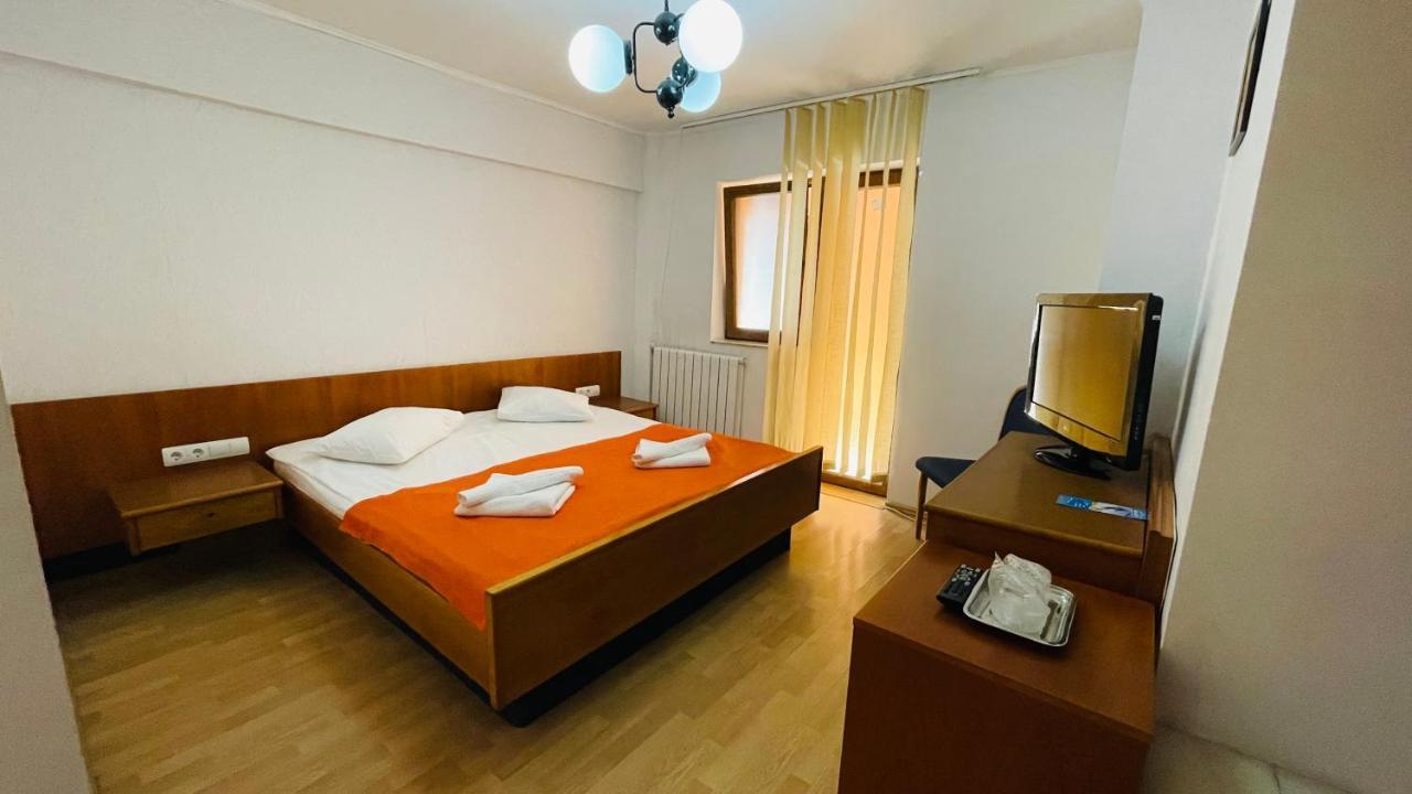 Pensiunea Luminita Buşteni Extérieur photo