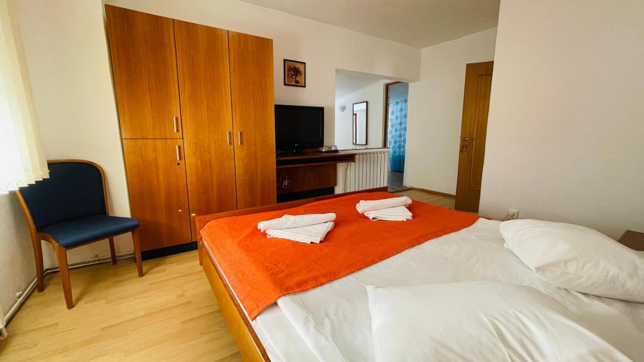 Pensiunea Luminita Buşteni Extérieur photo