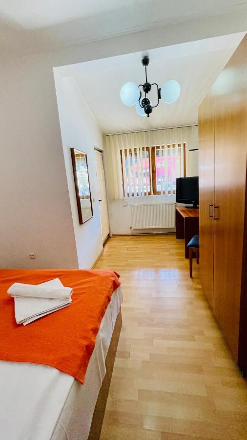 Pensiunea Luminita Buşteni Extérieur photo
