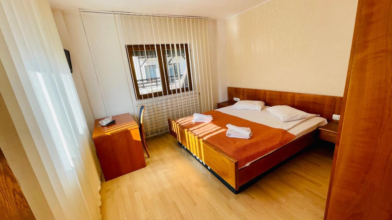 Pensiunea Luminita Buşteni Extérieur photo
