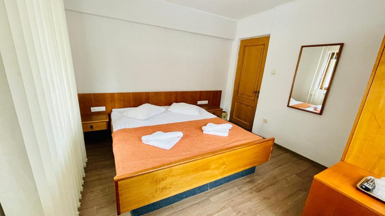 Pensiunea Luminita Buşteni Extérieur photo